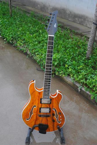 乐器批发厂家定做各种电吉他乌木花老一体颜色款式都可以定做